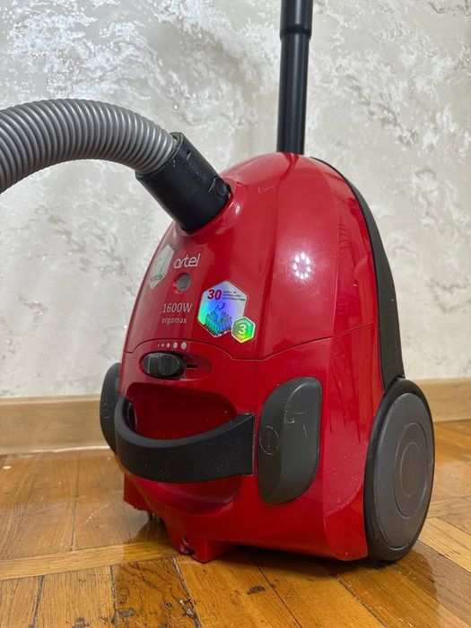 Пылесос Artel 1600