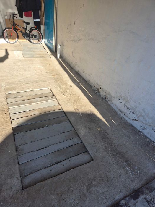 Гараж в Шахтерском