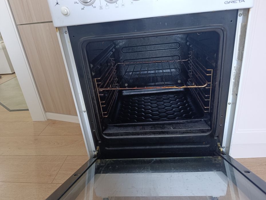 Продам газовую плиту 50 см