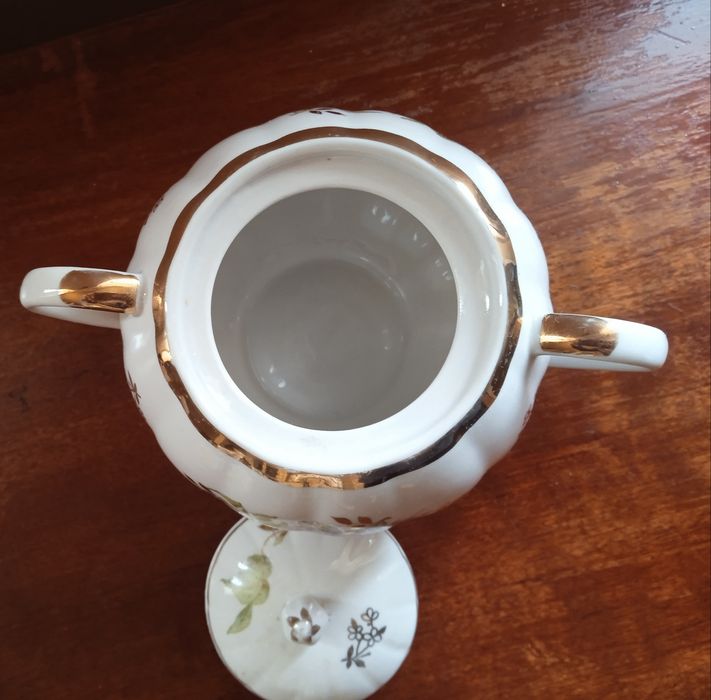 Сахарница от легендарного сервиза "Сирень" Дулёво 1965.