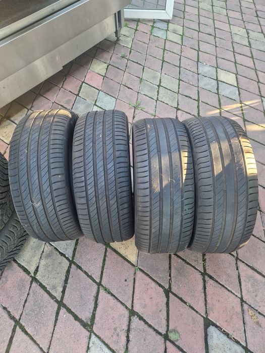 Anvelope Michelin si Minerva