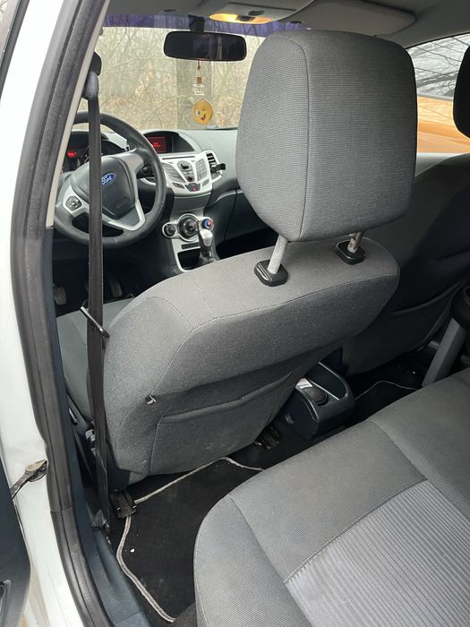 Ford Fiesta  stare buna … al 3 lea proprietar!
