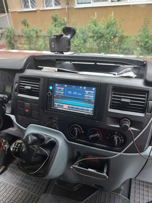 Navigatie MP5 Casetofon Ford Transit Waze YouTubeprin MirroLink BT USB