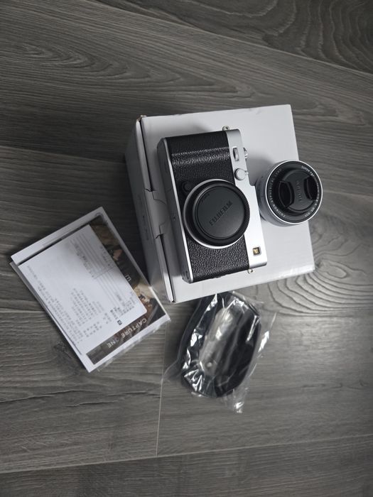 Obiectiv fujifilm sirui 75,16mm
