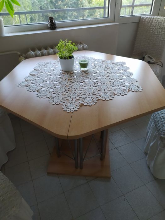 Разтегателна маса