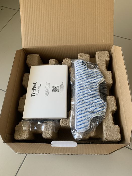 Продается робот-пылесос