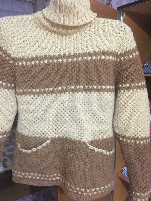 Свитер зимний женский