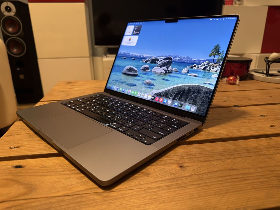 Apple MacBook Pro 14" M1 PRO 16GB RAM 512GB SSD