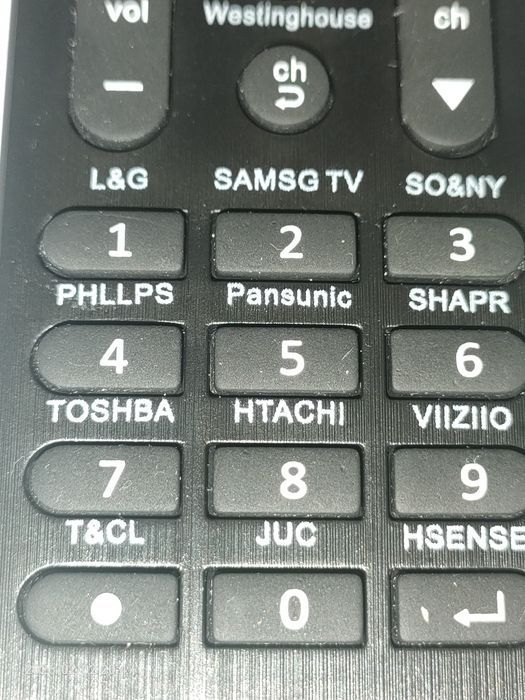 Vând telecomandă tv universală
