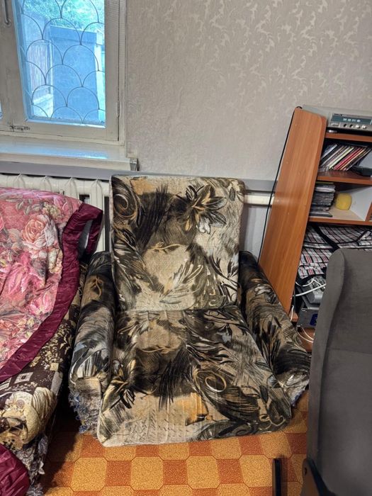 Коляска детская, велосипед детский и ходунки б/у