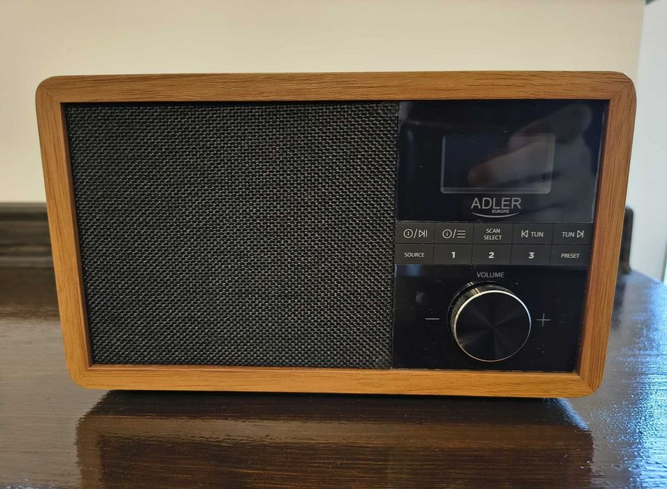 Aparat de radio Adler AD1184