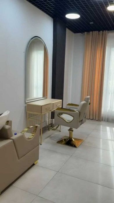 Сдам 20 м² в Салоне. под любого мастера. доступ 24/7  Ц-6. Минор.