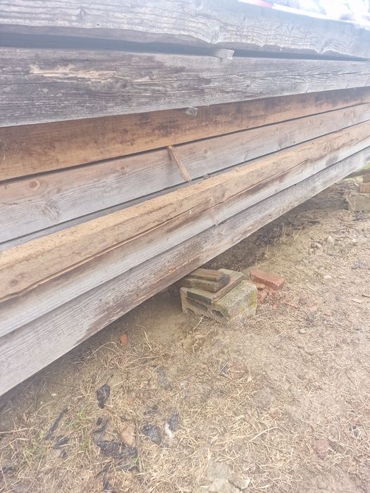 Lemn pentru acoperisul unei case