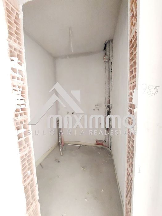 Продава се Двустаен апартамент в Варна, Кайсиева градина - 60 кв.м за 1434 €/кв.м - Снимка #2