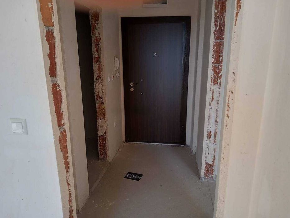 Продава се Двустаен апартамент в Пловдив, Христо Смирненски - 75 кв.м за 1294 €/кв.м - Снимка #1