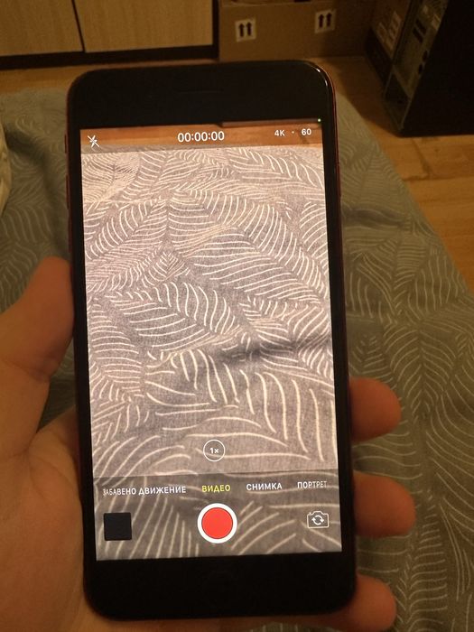 Iphone 8 plus 64гб / 92% капацитет product RED