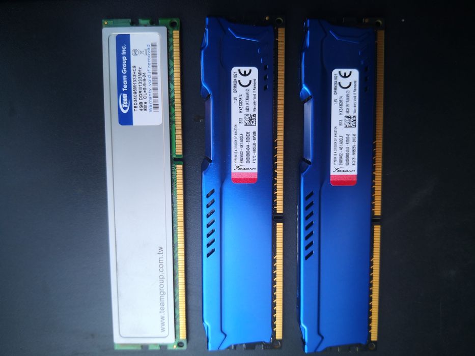 3 x memorii ram 4gb 2xKingston Fury și 1xTeam Elite ddr3  1333mhz