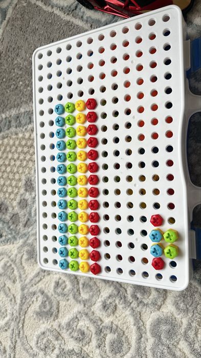 Продам детский конструктор