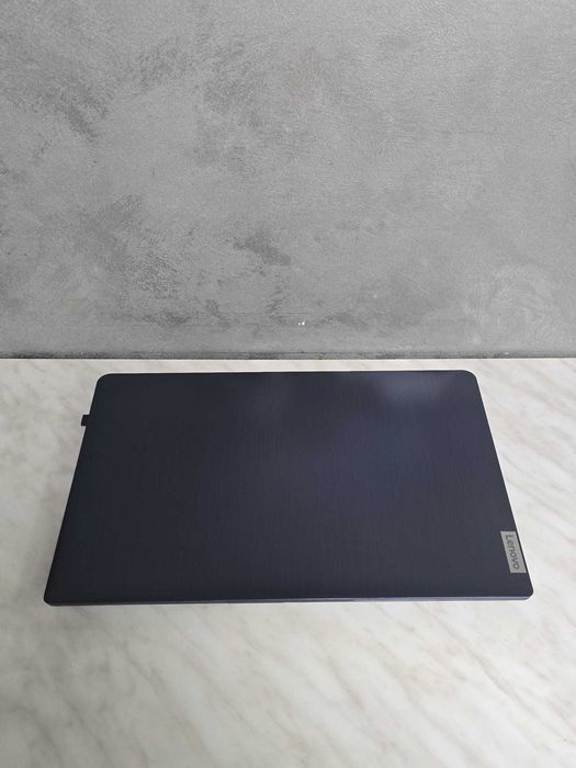 Laptop Lenovo  AMD Ryzen 5 5500U 15.6"  BMG Amanet 95716