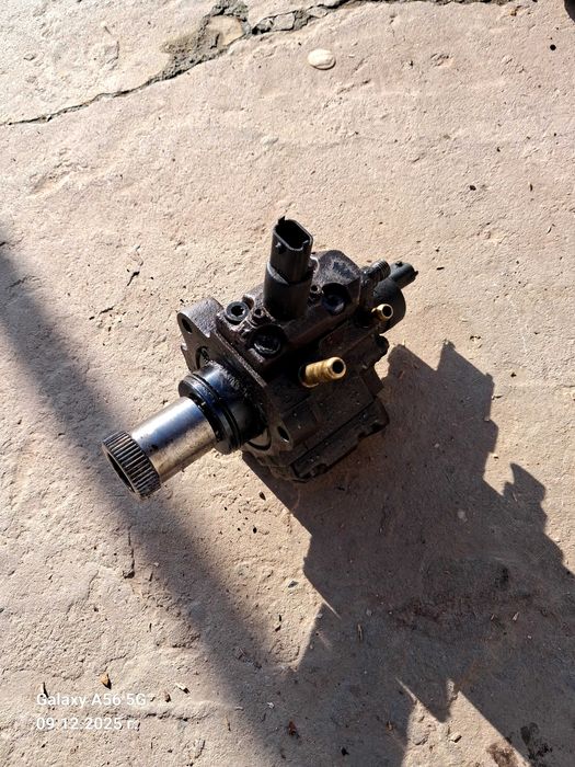 Помпа за Пежо Боксер и Фиат Докато 2.8