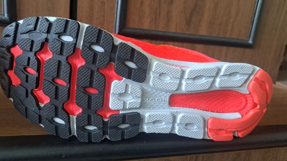 Under Armour Honor Infiniti.