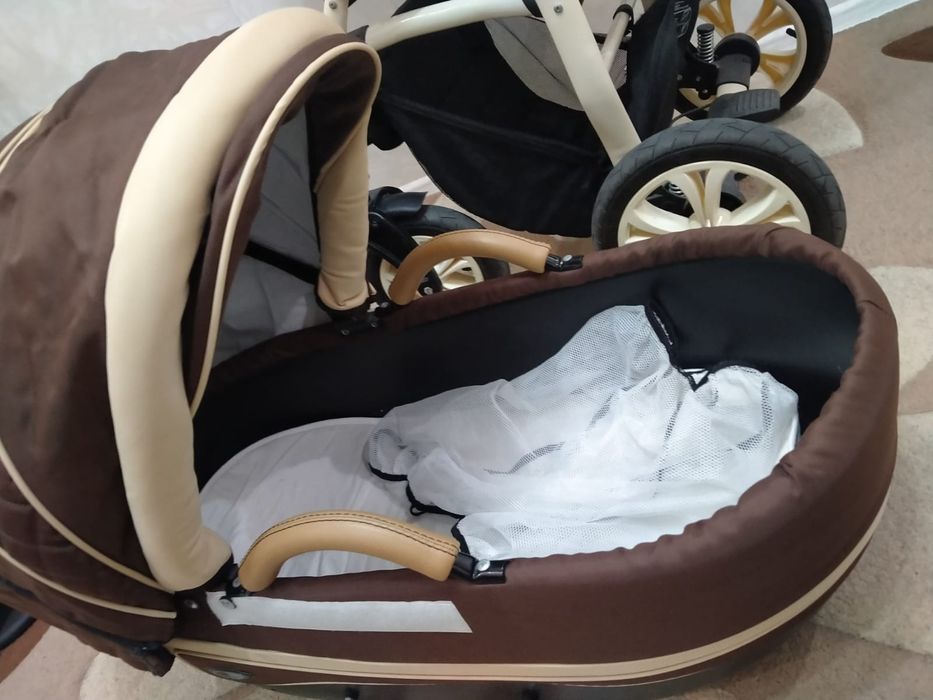 Продам коляску в хорошем состоянии