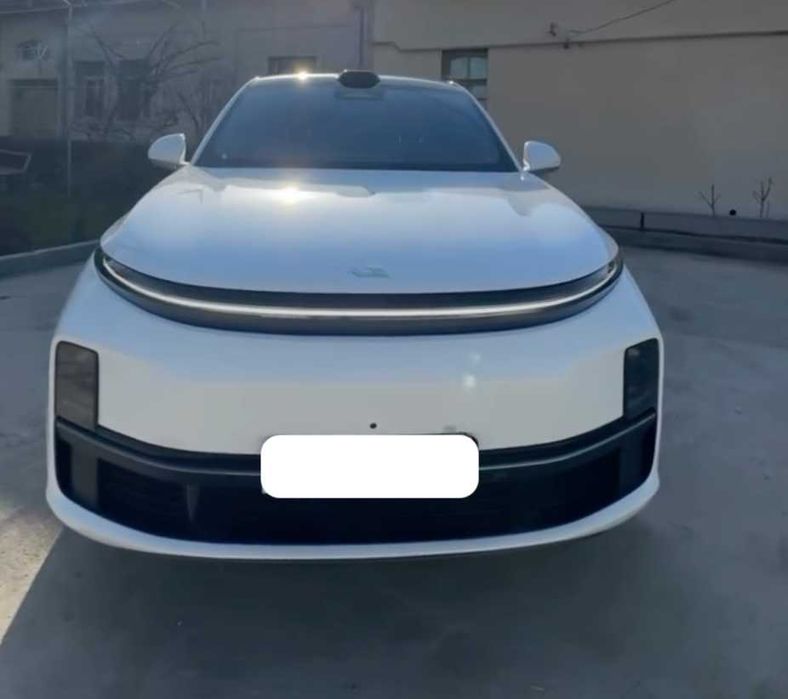 L7 Ultra 2024г! Белый / Оранжевый салон! 16 тыс км пробега! Чистая!