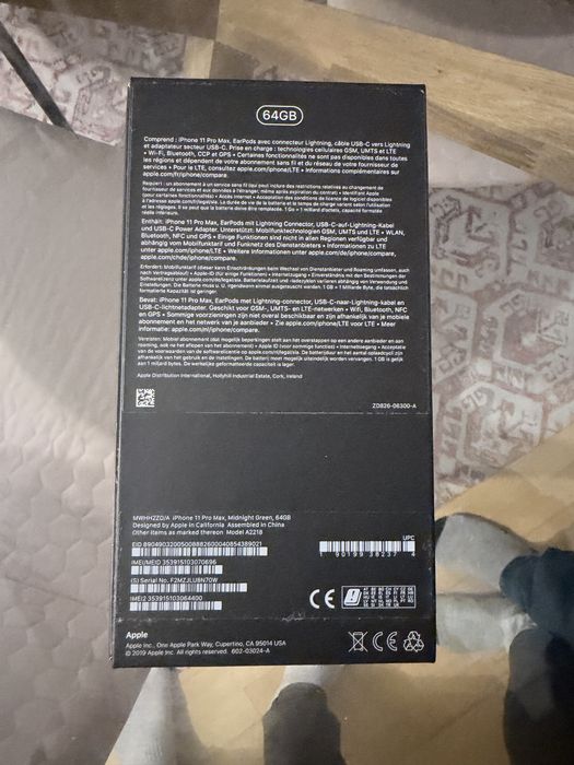 iPhone 13 Pro Max Sierra Blue; 11 Pro Max