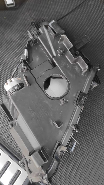 Фар Xenon Lexus NX