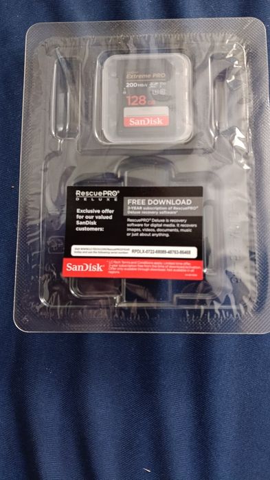 Карта памет 128GB