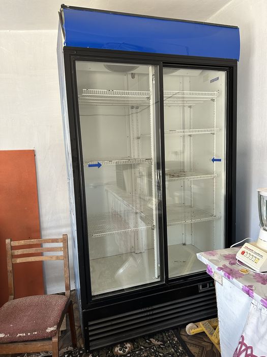 Холодиьная камера двухдверняя