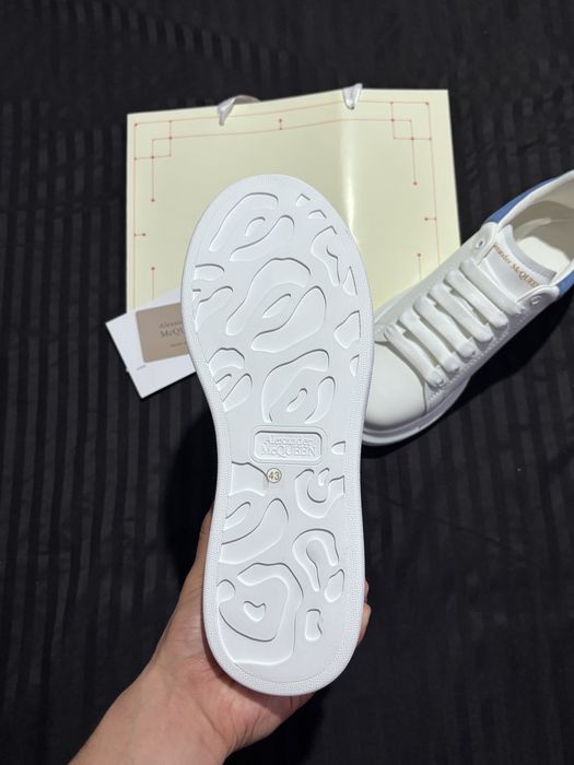 Alexander McQUEEN