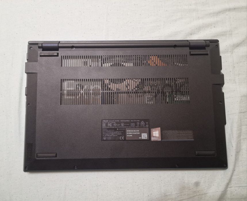 Laptop Asus i7 in stare excelenta