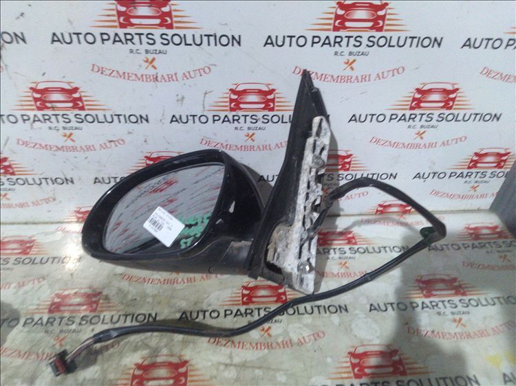 oglinda stanga volkswagen golf 5 plus an fabr. 2008