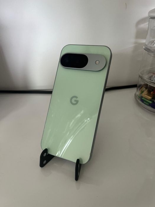 Telefon Google Pixel 9