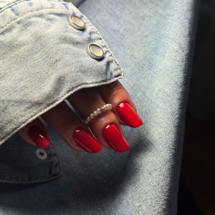 Unghii cu gel/semi cu apex/pedichiura estetica, zona Grand Arena