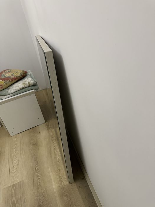 Зеркало продается