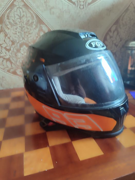 Продам мото шлем