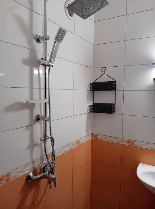 Дава се под наем Двустаен апартамент в Варна, Колхозен пазар - 70 кв.м за 578.34 € - Снимка #4