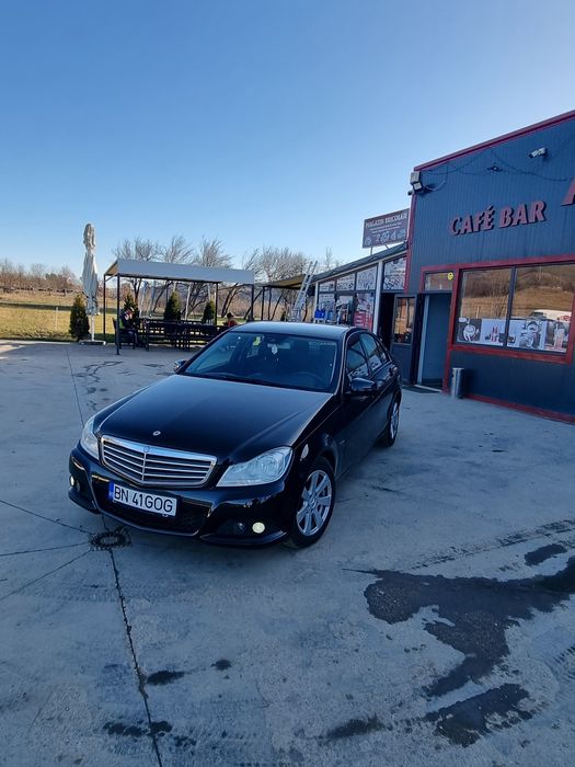 De vânzare  Mercedes C200