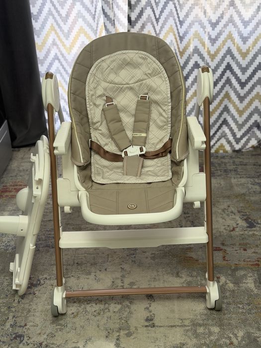 Стульчик для кормления  Happy Baby