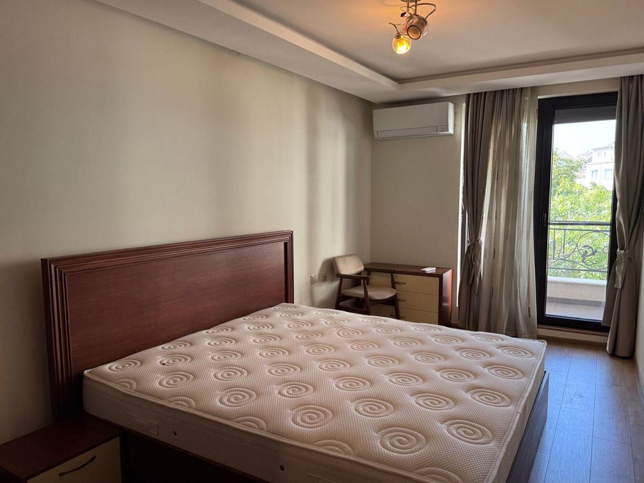 Дава се под наем Тристаен апартамент в Пловдив, Мараша - 120 кв.м за 847.62 € - Снимка #4