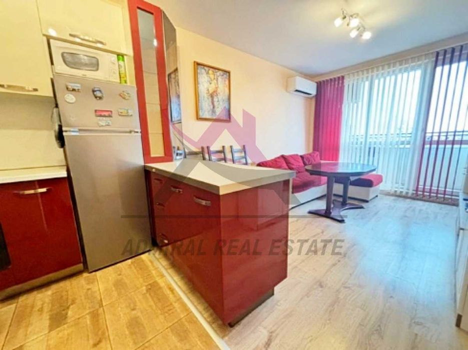 Дава се под наем Двустаен апартамент в Варна, Колхозен пазар - 58 кв.м за 465 € - Снимка #1