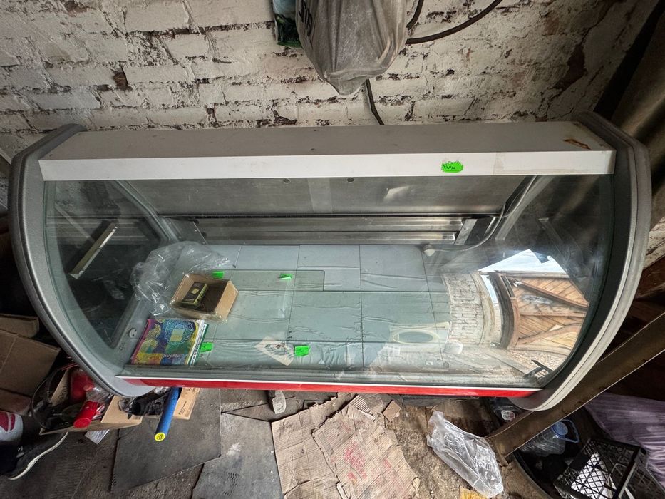 Холодильная ветрина