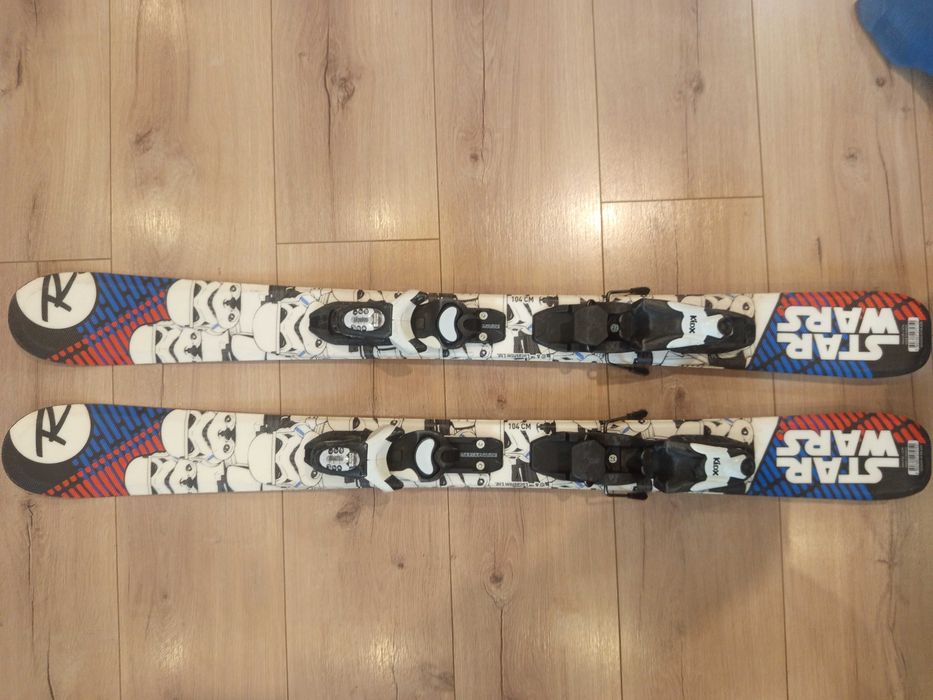 Ски, ски обувки, каска и очила Rossignol