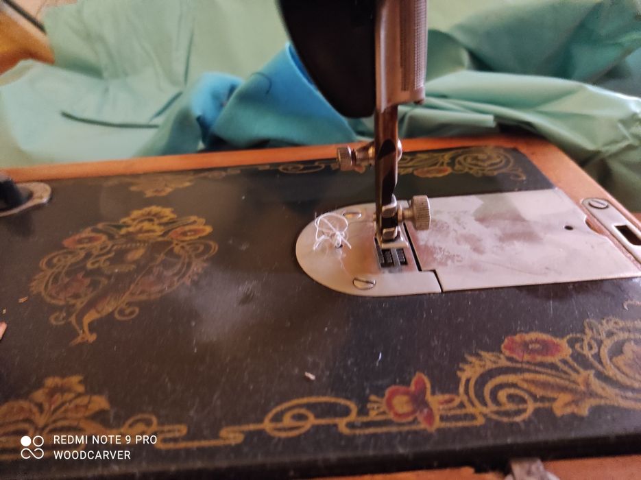 Ръчна шевна машина