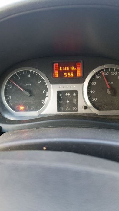 Largus avtomashinasi