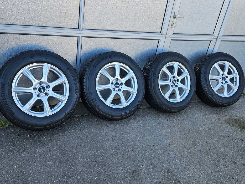 Лети джанти 17" 5х114,3 гуми 225/65/17