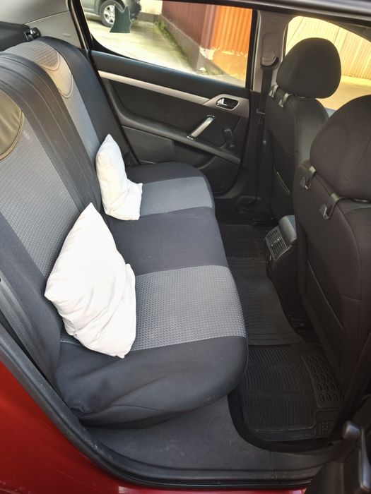Vând Peugeot 407