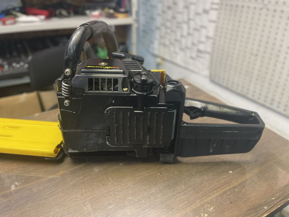 Бензинов трион McCulloch MAC 940